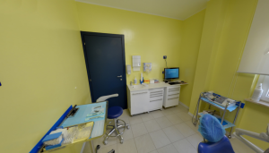 Foto panoramica della sala visite della clinica Dental House Kids