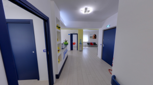 Accettazione e corridoio della clinica Dental House Kids